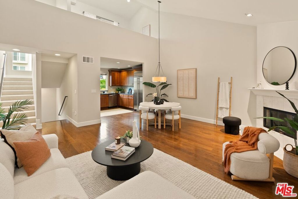 Photo of Listing #25577627