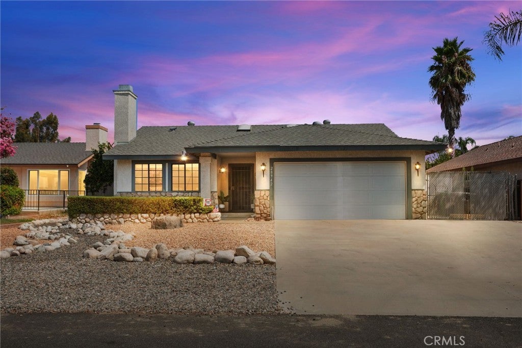 Photo of Listing #IV25182962