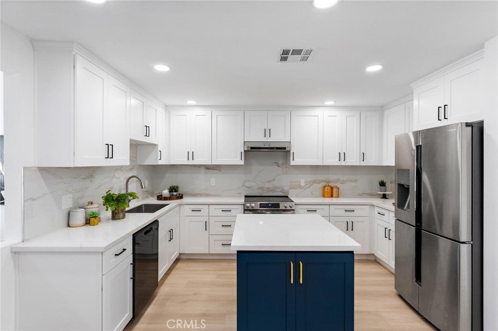 Photo of Listing #OC25184707