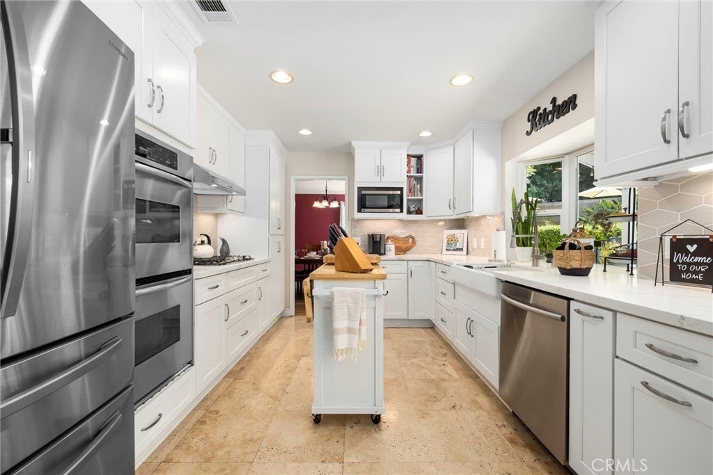 Photo of Listing #PW25182445