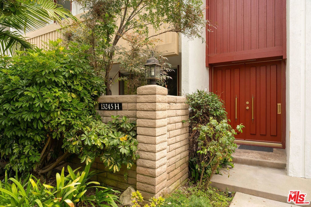 Photo of Listing #25563737