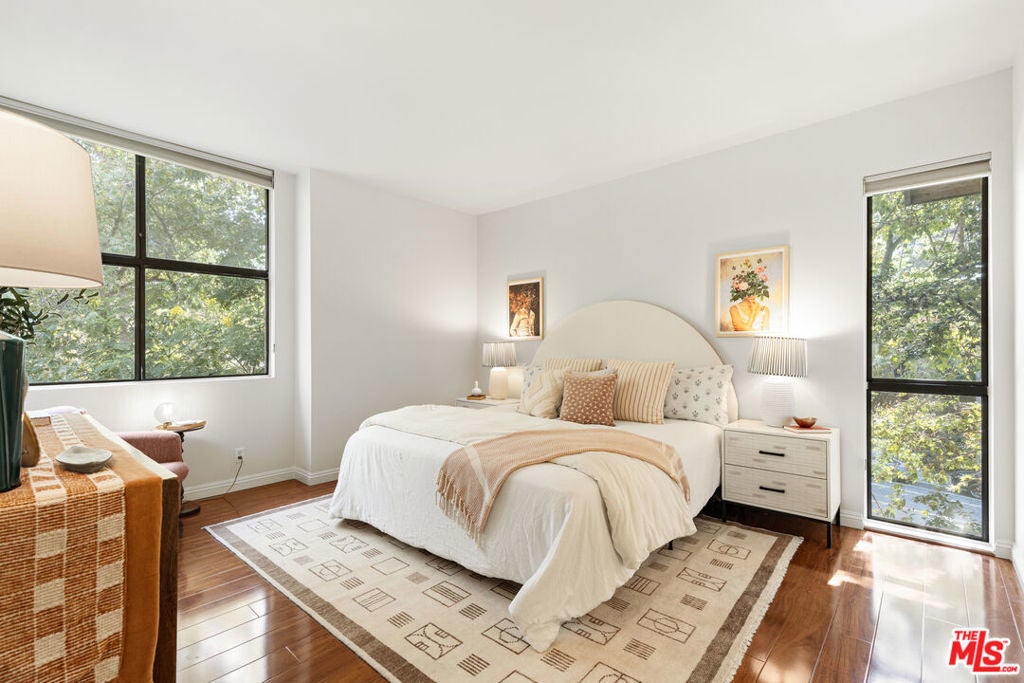 Photo of Listing #25578699