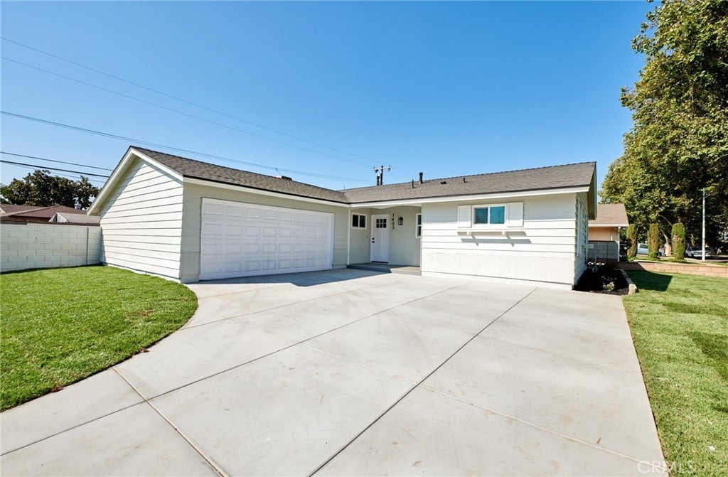 Photo of Listing #CV25182633