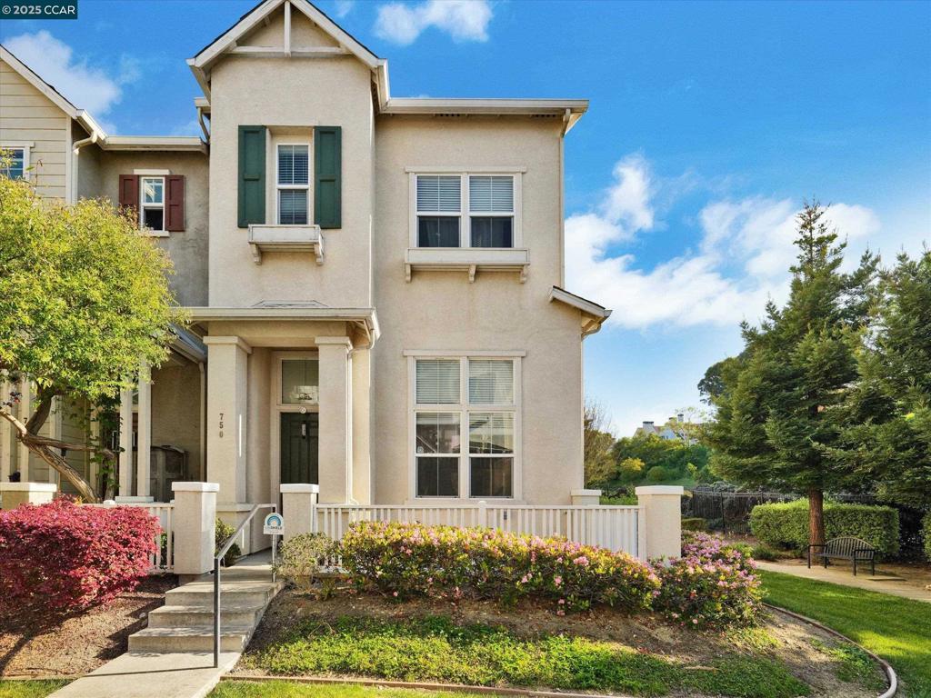 Photo of Listing #41108421