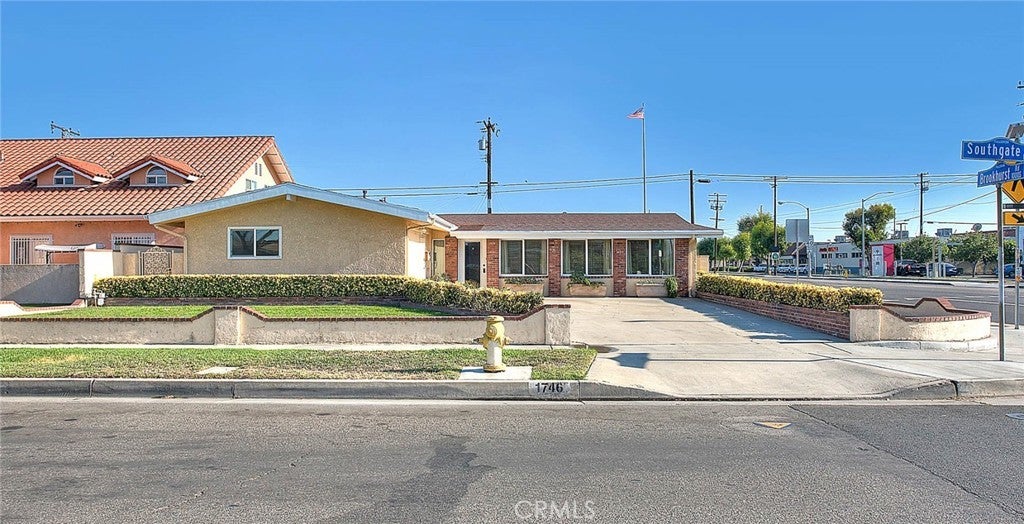 Photo of Listing #CV25184116