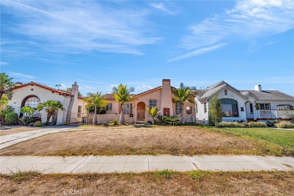 Photo of Listing #SB25185407