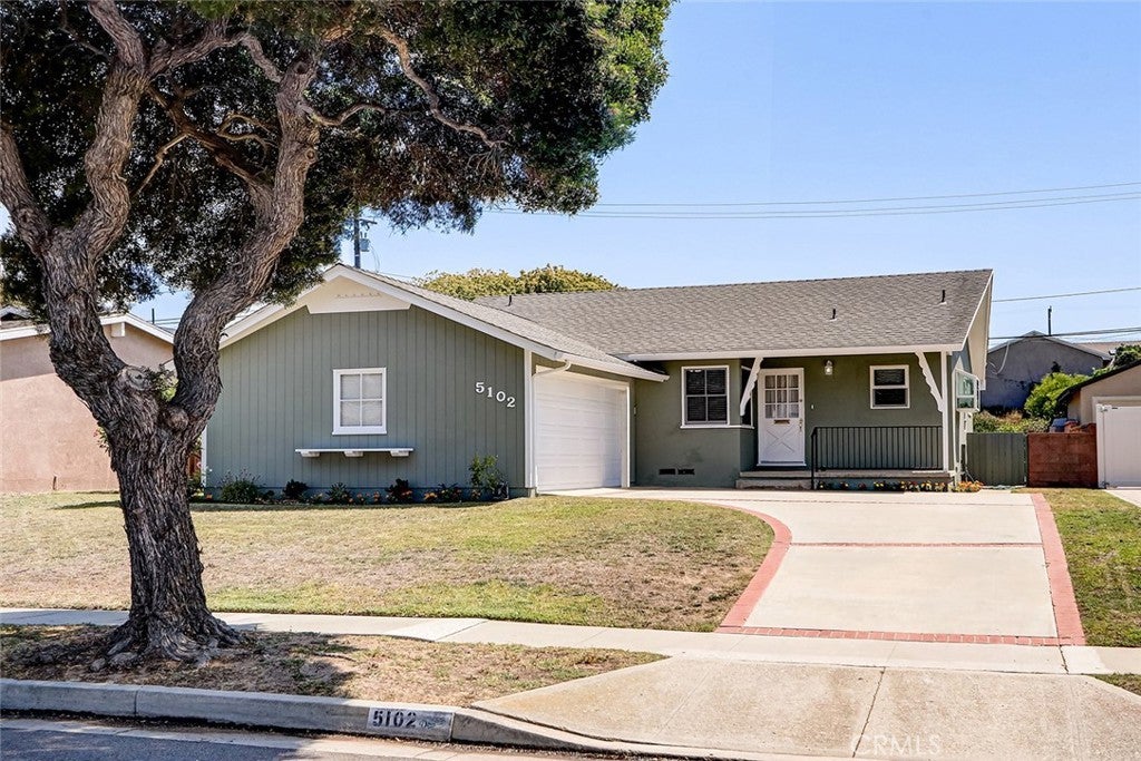 Photo of Listing #SB25184176