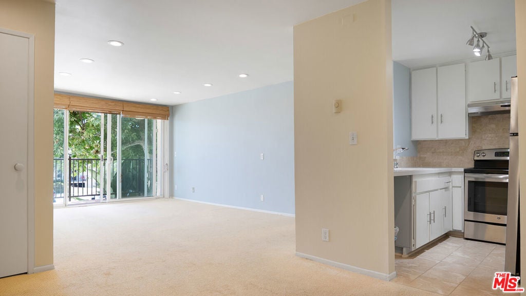 Photo of Listing #25579697