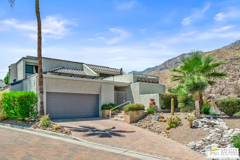 2541 W La Condesa Drive, Palm Springs