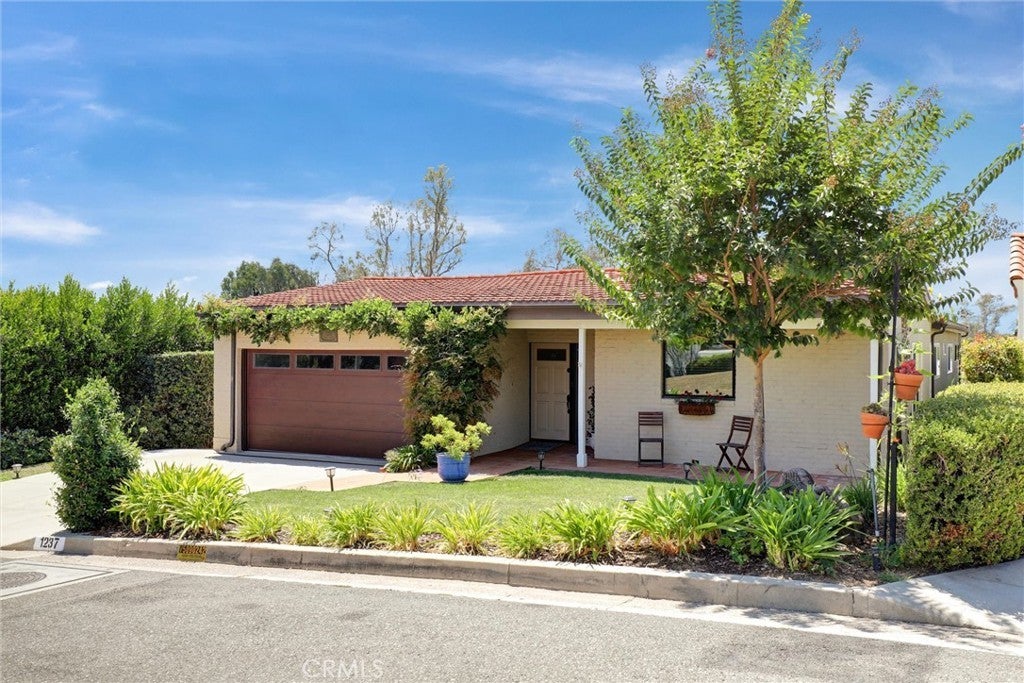 Photo of Listing #PF25177255