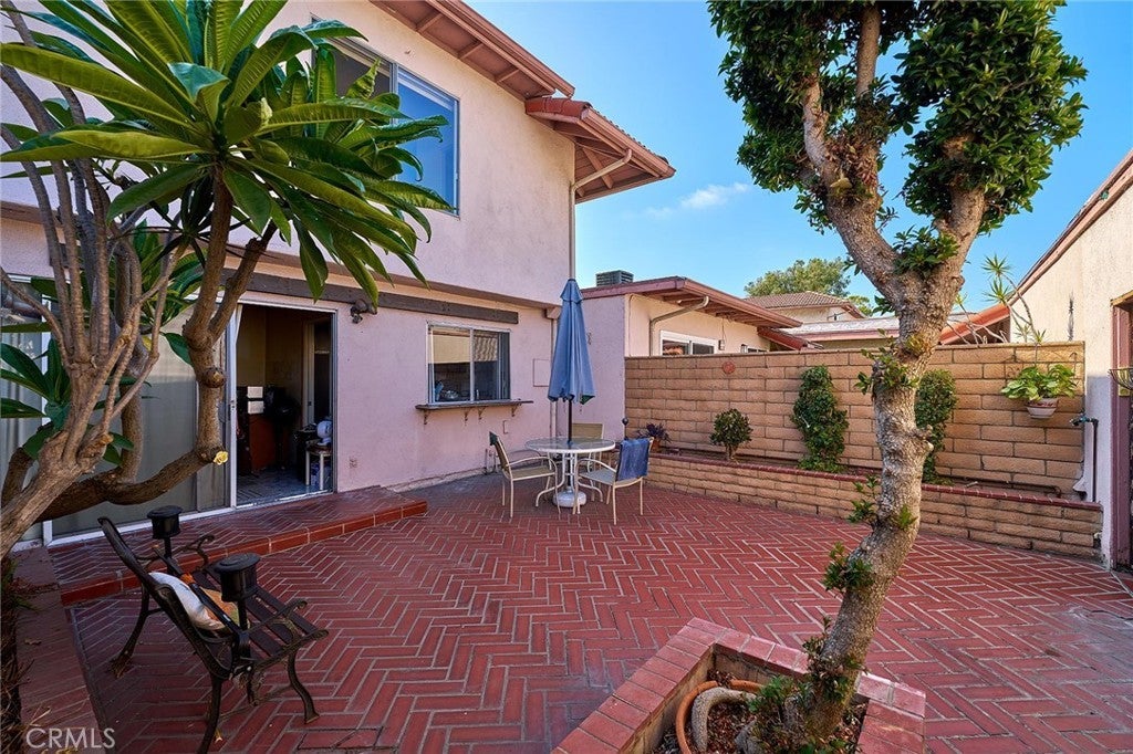 Photo of Listing #RS25186116