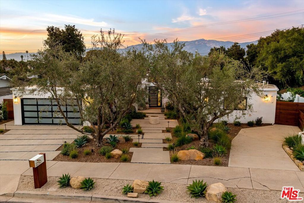 Photo of Listing #25577167