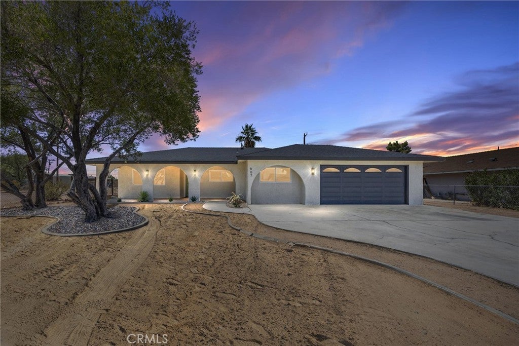 Photo of Listing #SR25186017