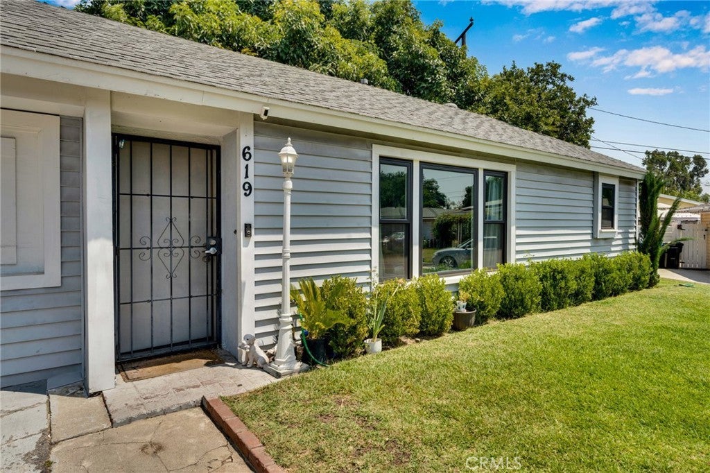 Photo of Listing #CV25186436