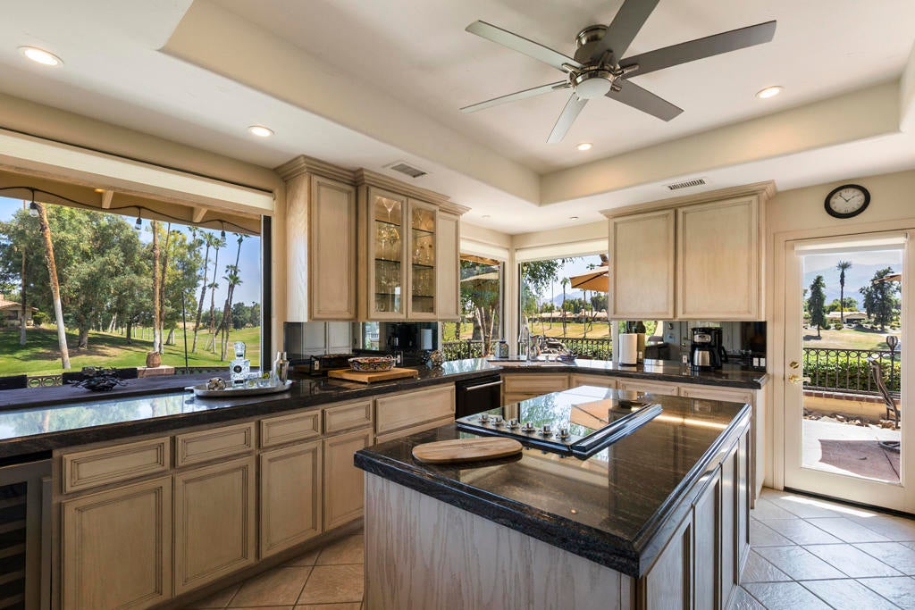 302 Serena Drive, Palm Desert