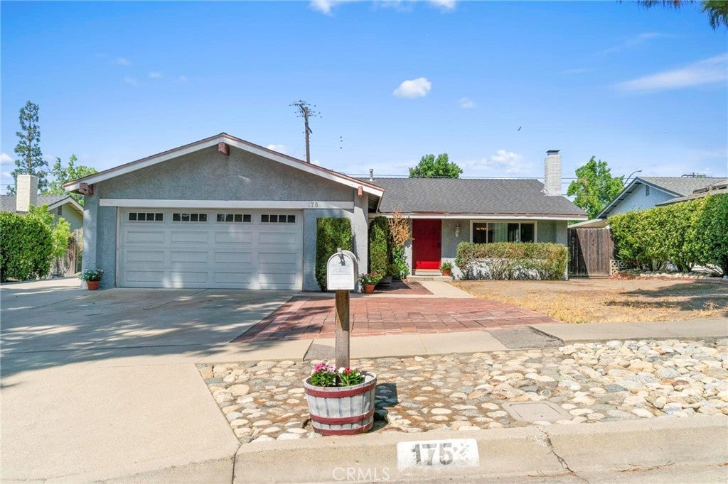 Photo of Listing #PW25186306