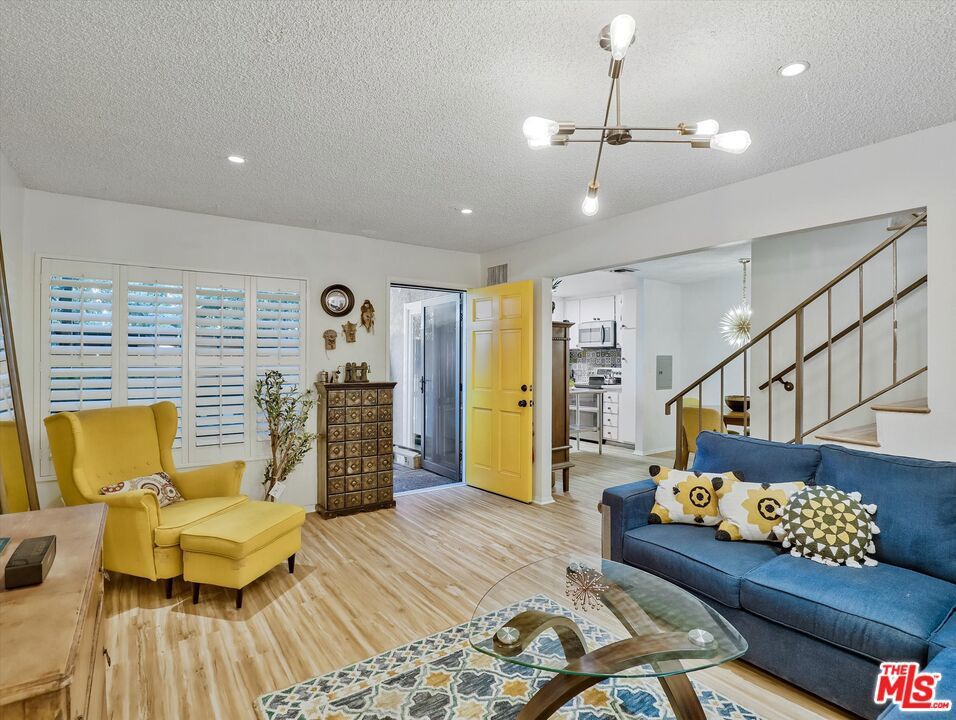 Photo of Listing #25580301