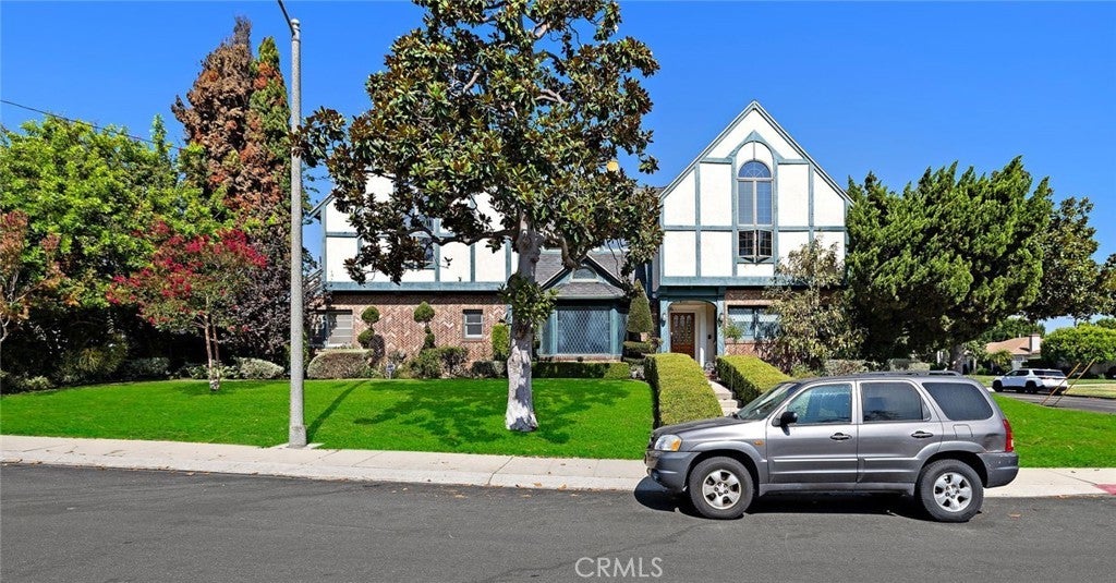 Photo of Listing #SB25184786