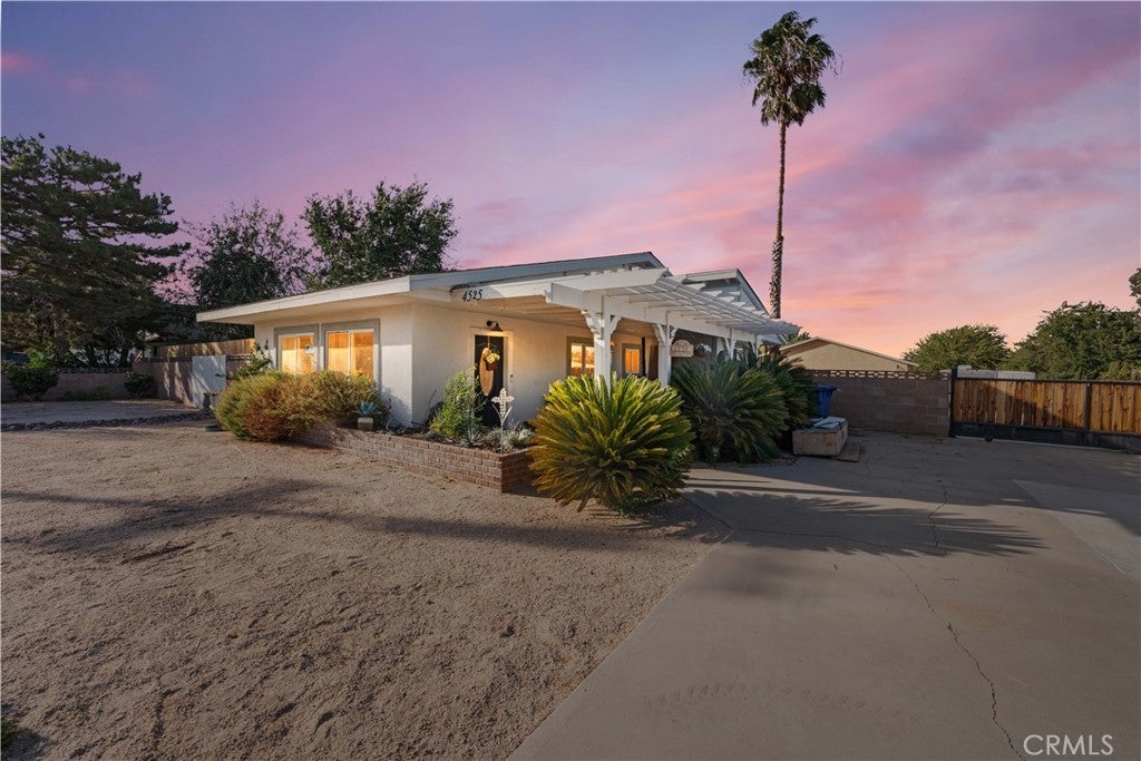 Photo of Listing #SR25186367