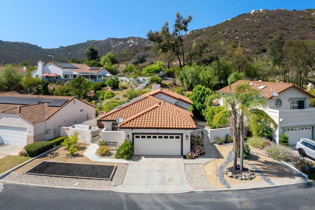 Photo of Listing #PTP2506312