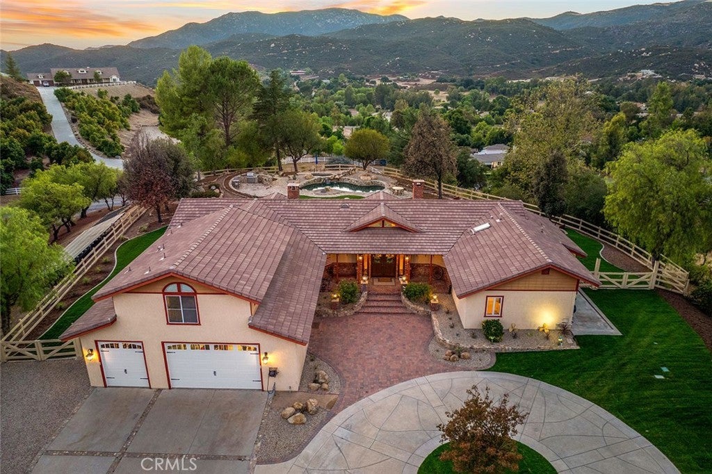 Photo of Listing #SW25179639