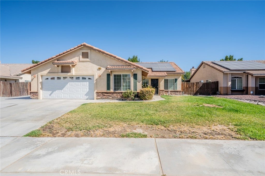 Photo of Listing #IV25187579