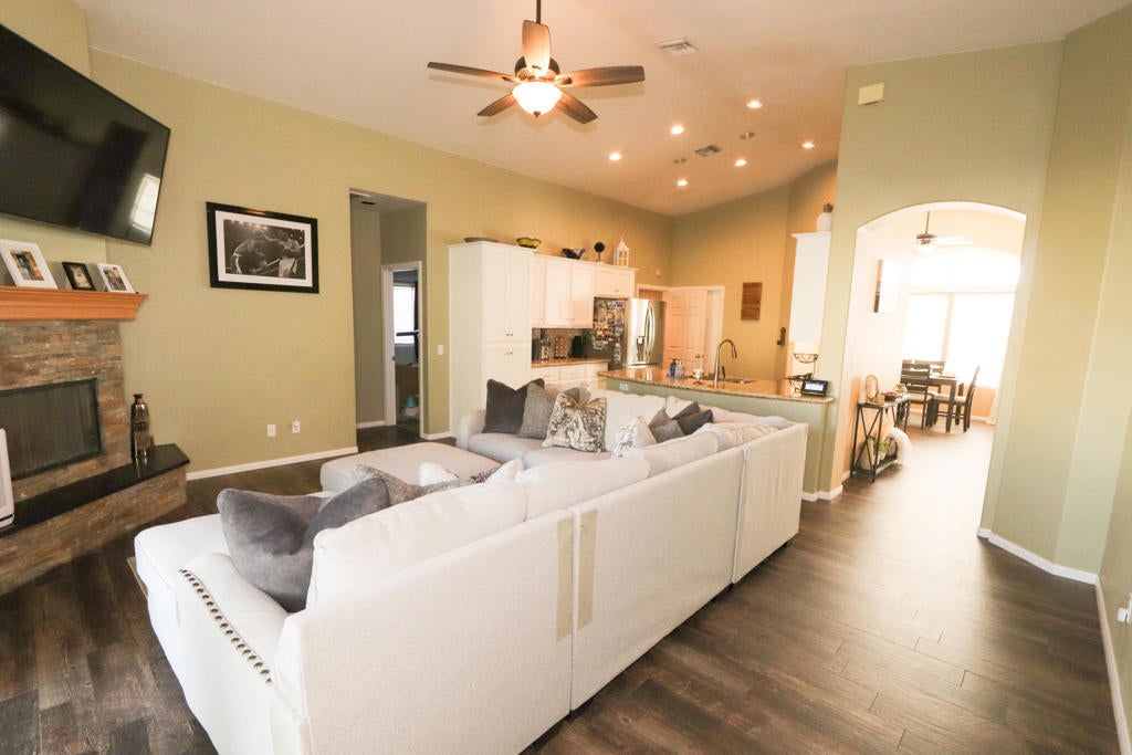 Photo of Listing #219134160DA