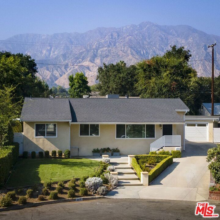 Photo of Listing #25580833