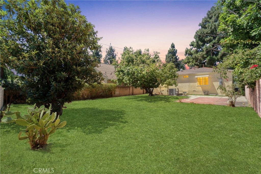 Photo of Listing #SR25187277