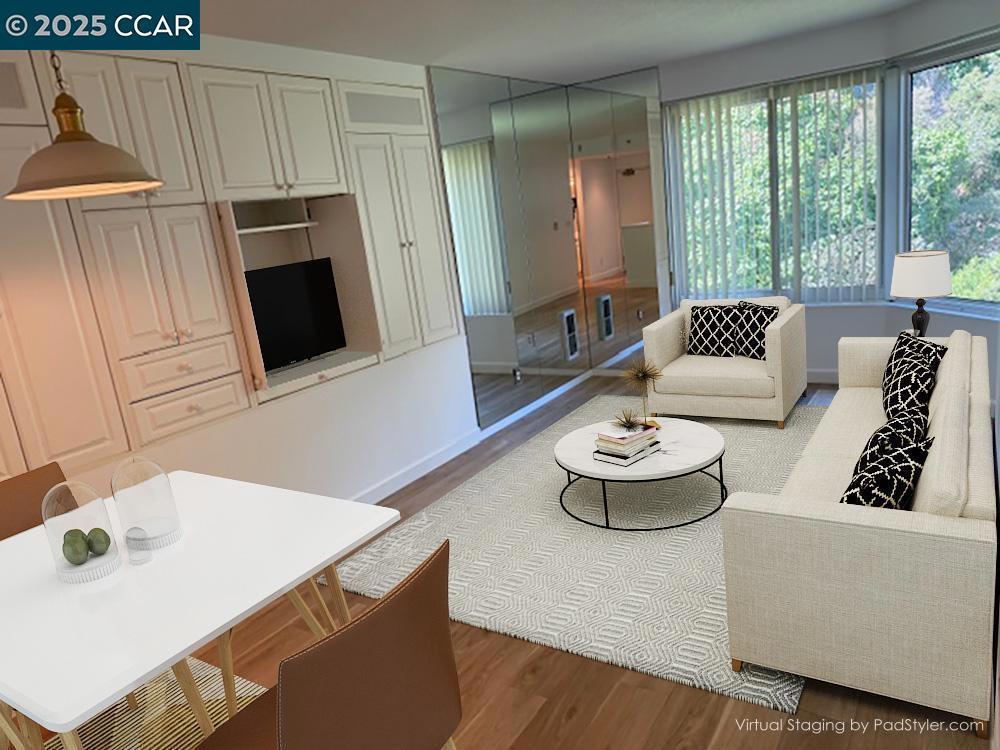 Photo of Listing #41108771