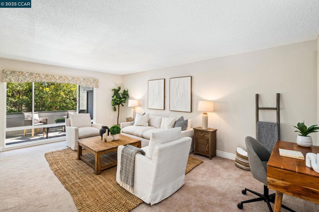 Photo of Listing #41108775