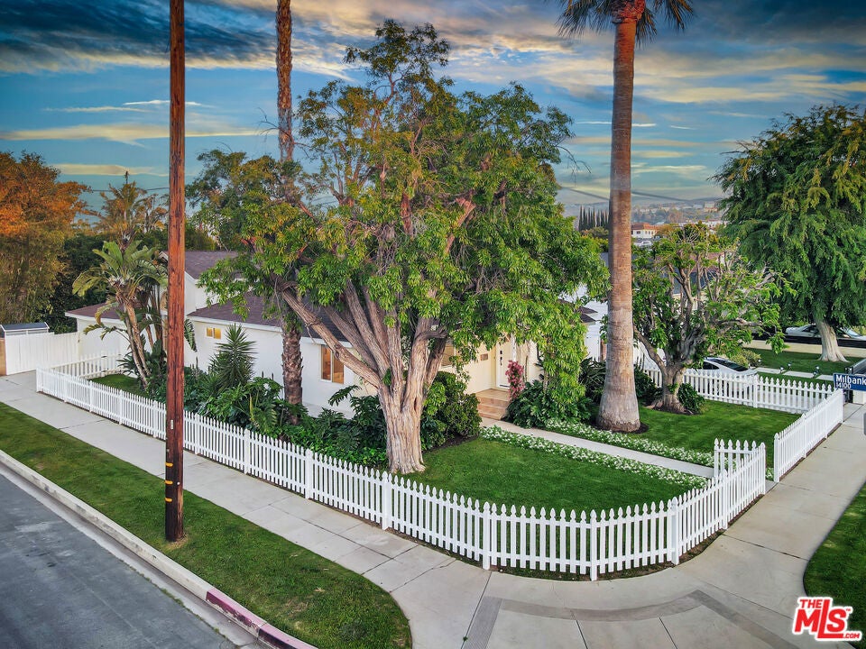 Photo of Listing #25580239