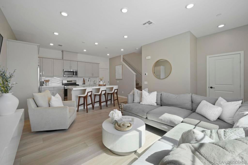 Photo of Listing #250036758SD