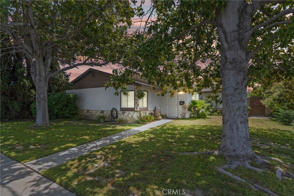 Photo of Listing #IV25188414