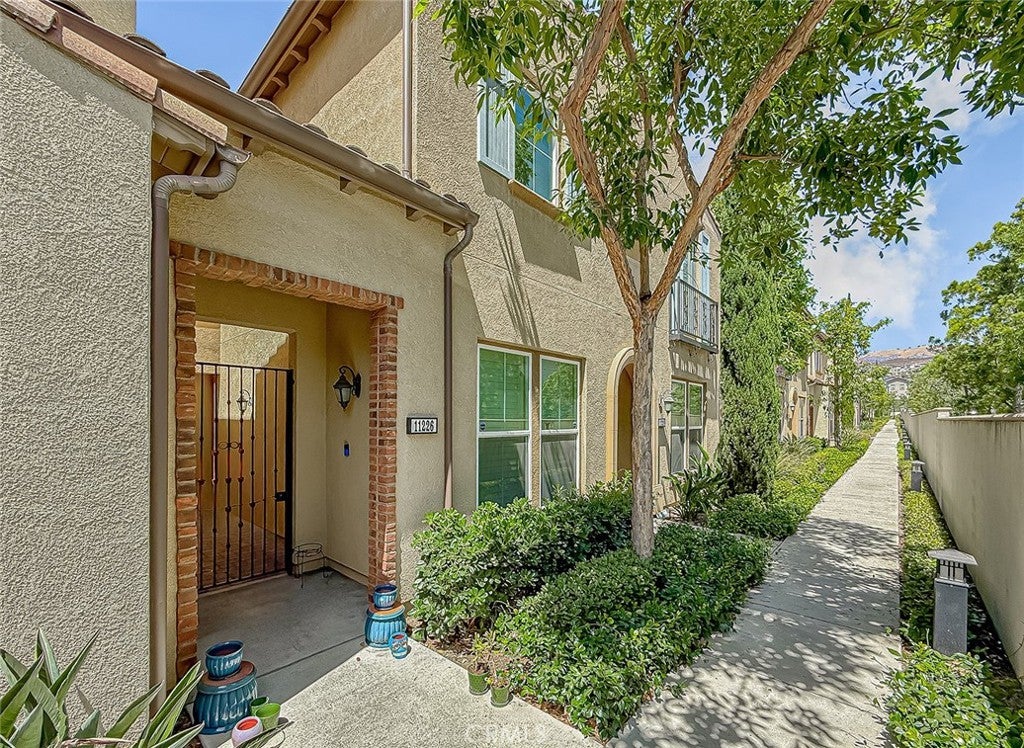 Photo of Listing #SR25188724