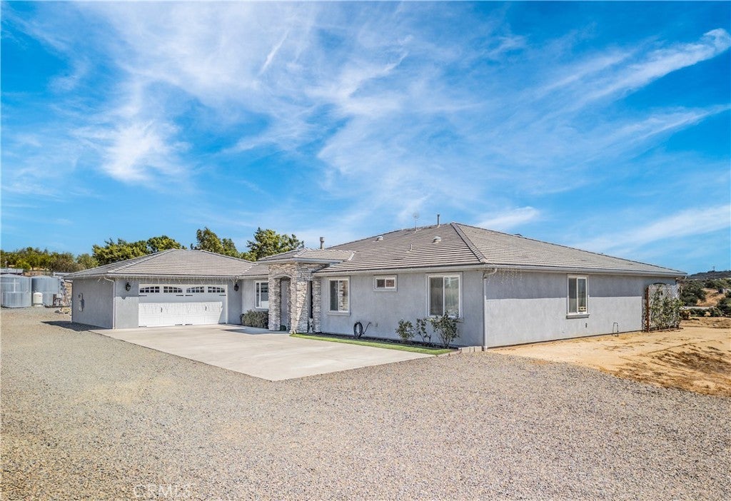 Photo of Listing #SW25188108