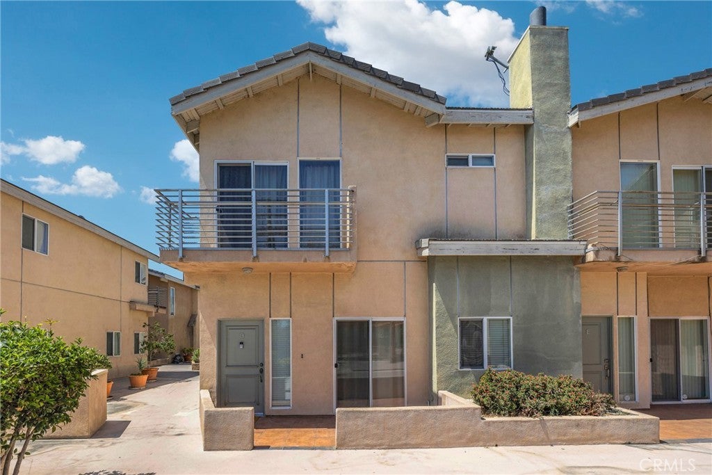 Photo of Listing #CV25187801