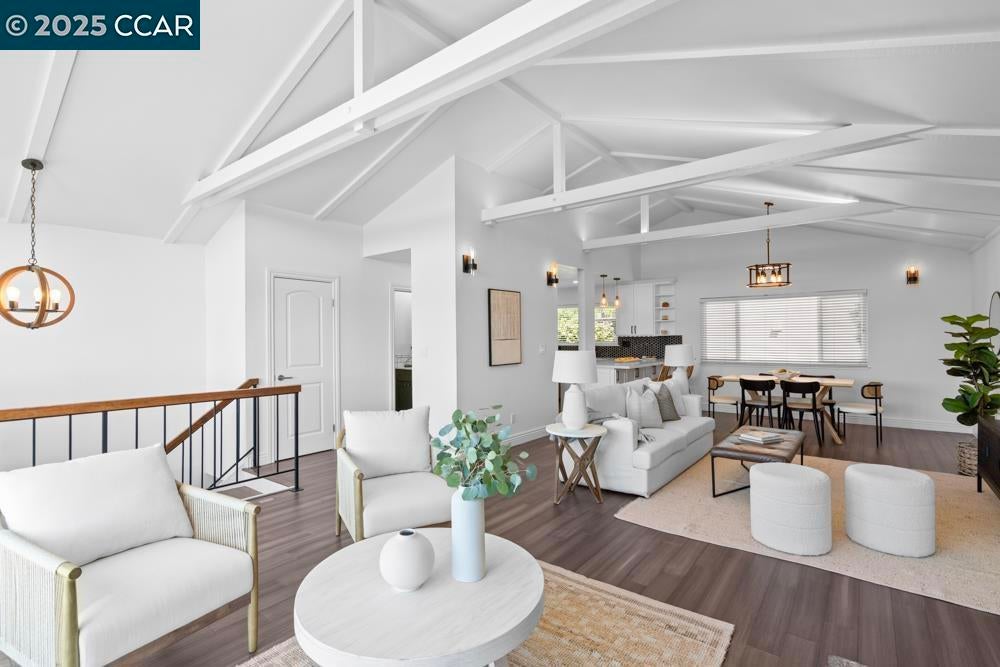 Photo of Listing #41108901