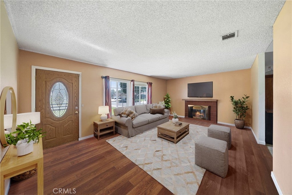 Photo of Listing #SW25188861