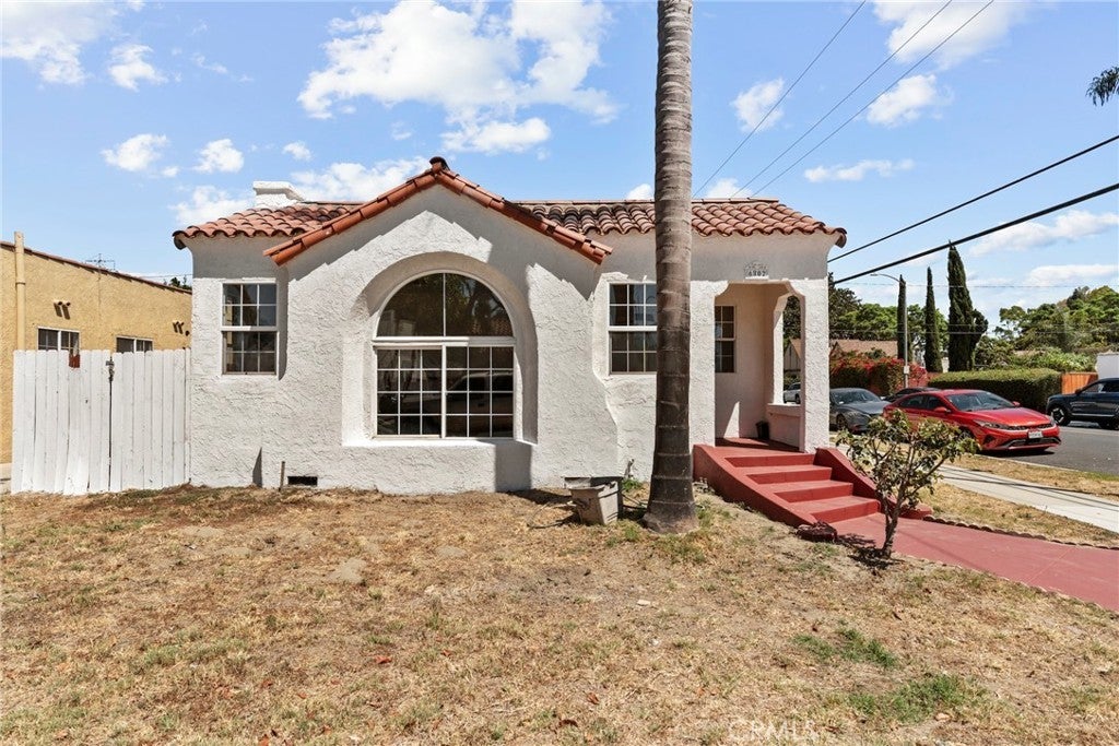 Photo of Listing #SB25187568