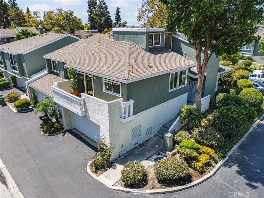 Photo of Listing #NP25185773