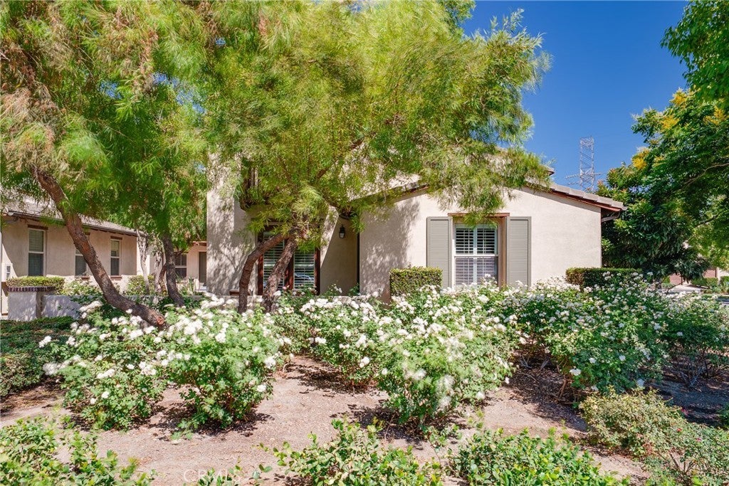 Photo of Listing #PW25189181