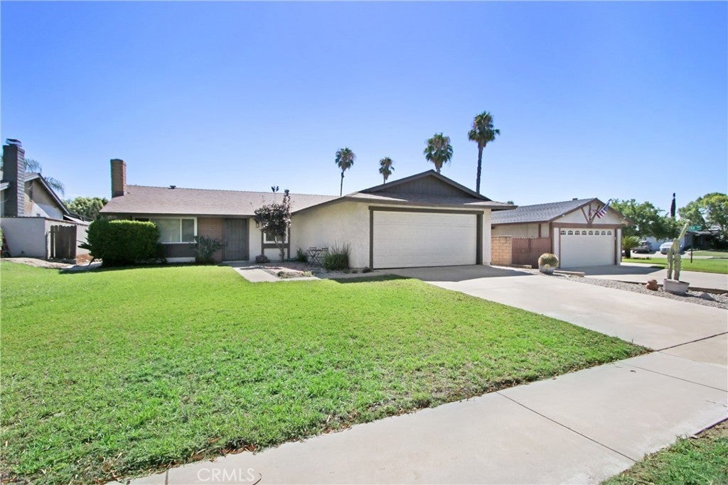 Photo of Listing #IV25189250