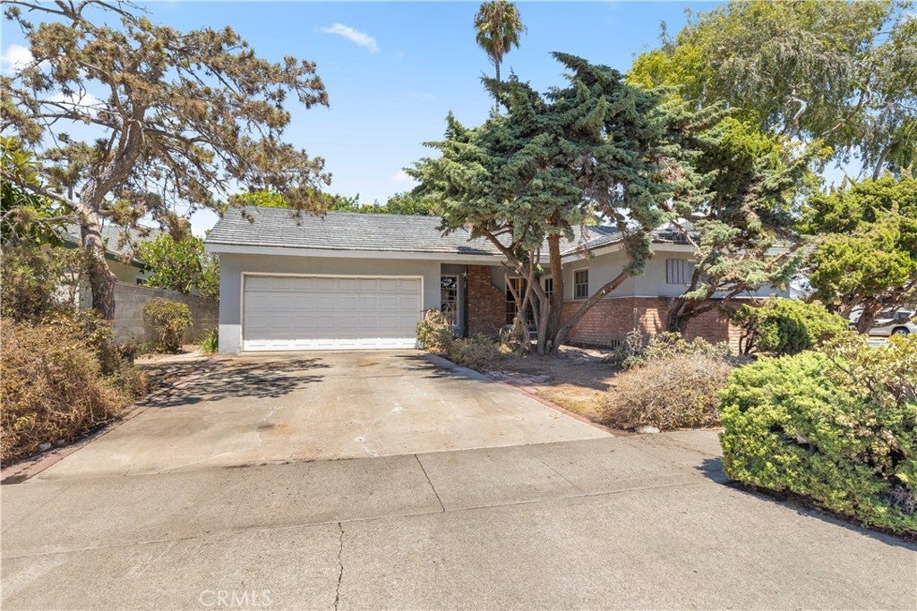 Photo of Listing #OC25189080