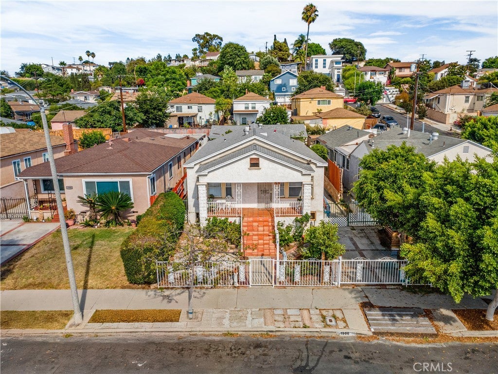 Photo of Listing #DW25188939