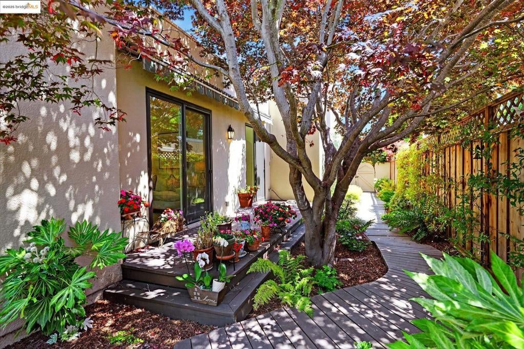 Photo of Listing #41108996