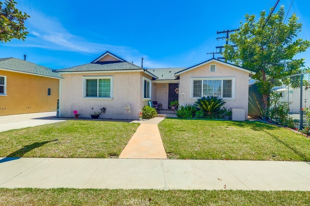 Photo of Listing #DW25189045