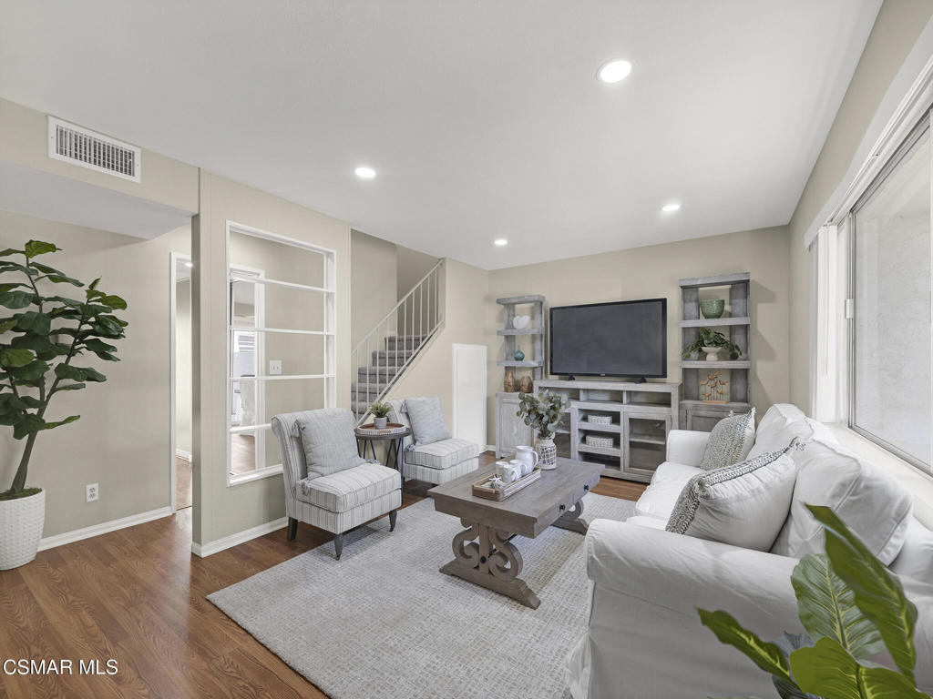 Photo of Listing #225004293