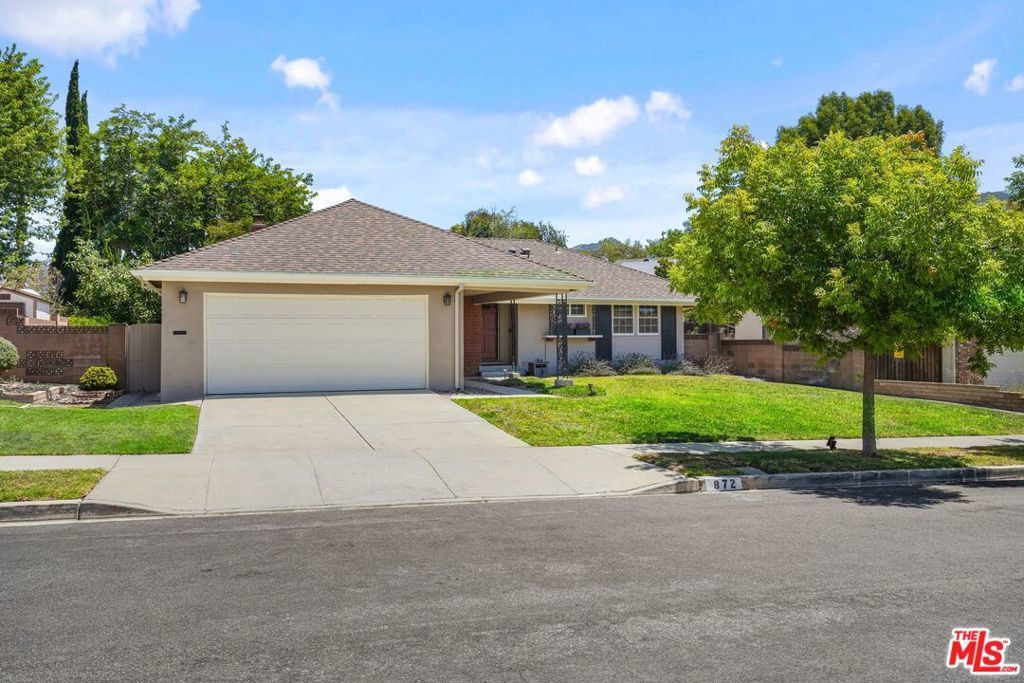 Photo of Listing #25576697