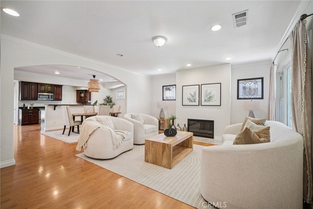 Photo of Listing #PF25188453